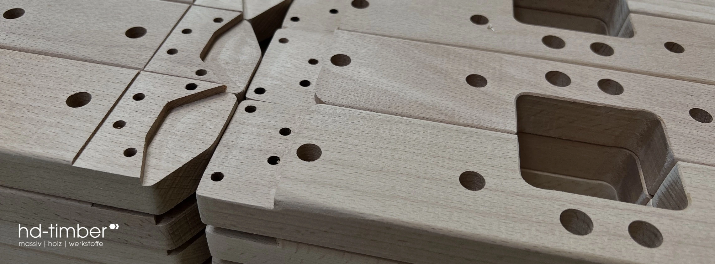 Holzkomponenten für hochwertige Schlafsysteme – hier Motorrahmenteile von HD-Timber