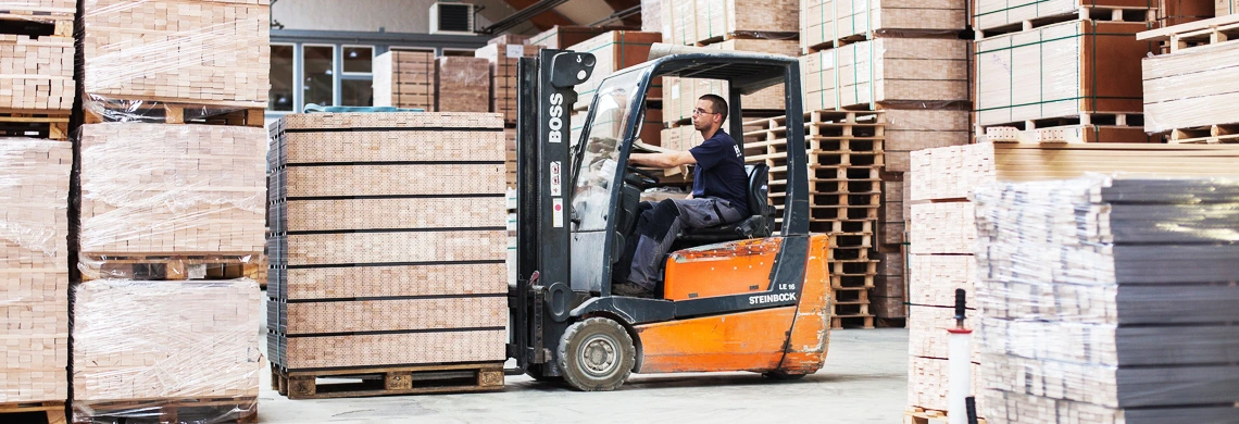 Flexible Lieferung individueller Mengen durch optimierte Logistikprozesse bei HD-Timber